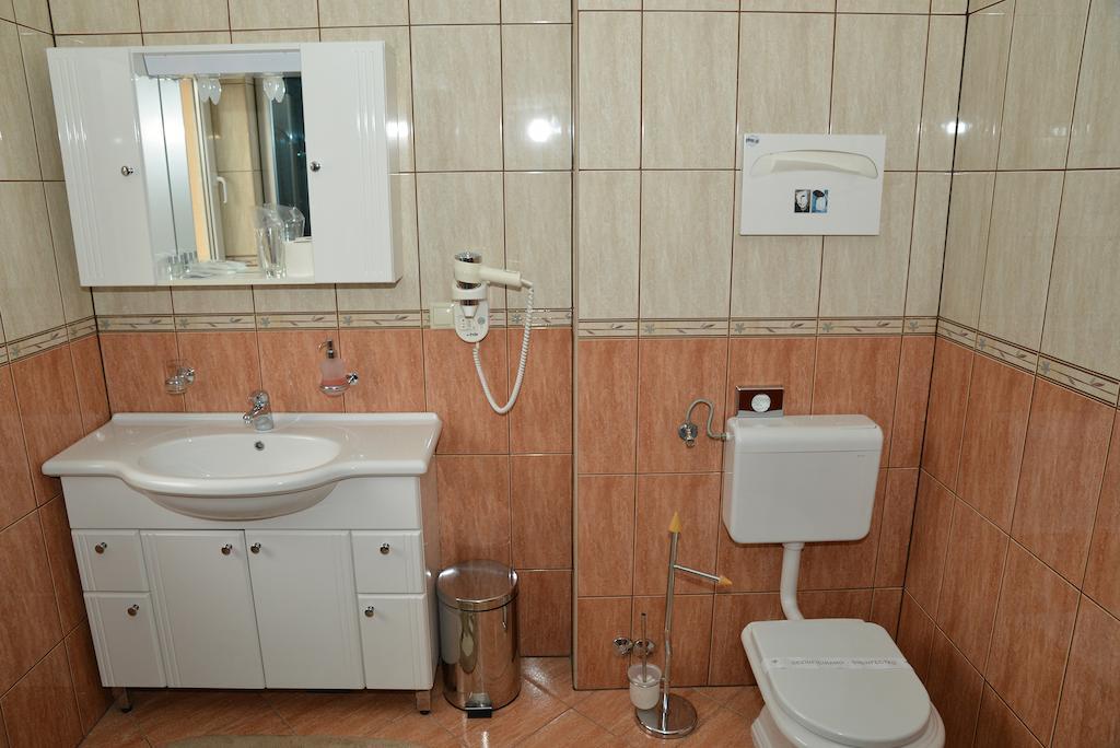 Hotel Venezia Imotski Oda fotoğraf