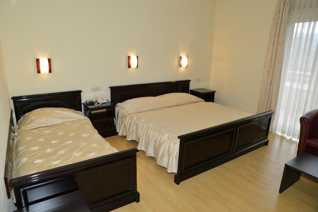 Hotel Venezia Imotski Oda fotoğraf