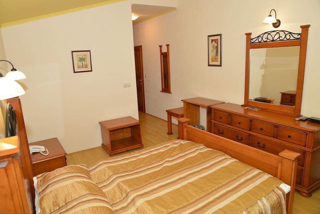 Hotel Venezia Imotski Oda fotoğraf